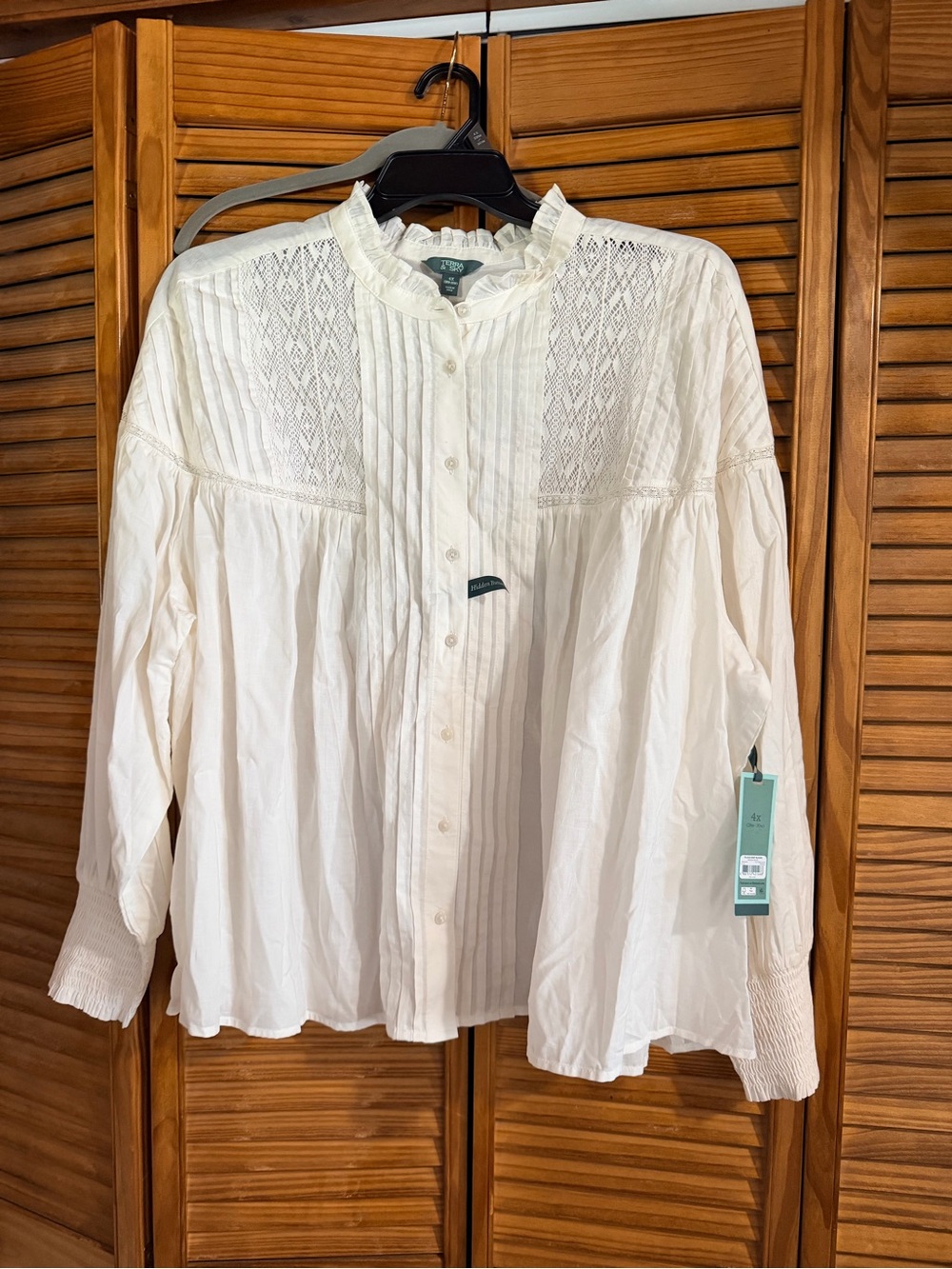 Terra & Sky Winter White Lace Inset Blouse - 4X